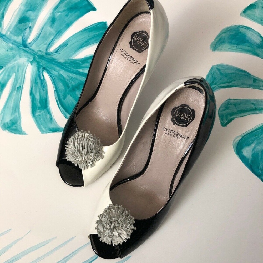 VIkTOR ROLF Harlequin Whimsical Heel Patent Pump EU 37.5
